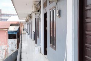 Φωτογραφία από το άλμπουμ του RedDoorz near Bigmall Samarinda 2 σε Samarinda