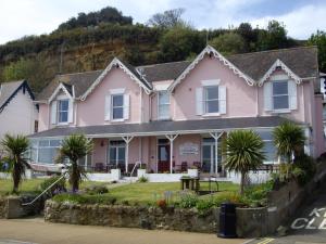 Gallery image of Pink Beach Guest House in Shanklin