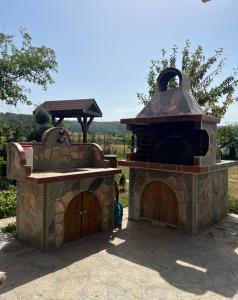 Εγκαταστάσεις μπάρμπεκιου για όλους τους επισκέπτες της παραθεριστικής κατοικίας