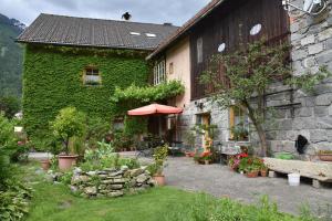 Vonkajšia záhrada v ubytovaní Gutschehof