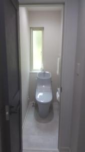 a bathroom with a white toilet and a window at CLOUD9 - Vacation STAY 45821v in Rusutsu