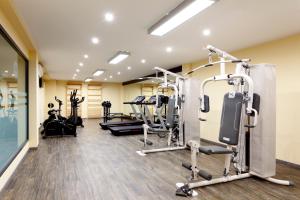 Fitness centrum a/nebo fitness zařízení v ubytování Hotel Ciudad de Alcañiz