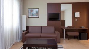 TV a/nebo společenská místnost v ubytování Hotel Ciudad de Alcañiz