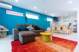 O zonă de relaxare la Grandioso Onna 7-D - Vacation STAY 86760v
