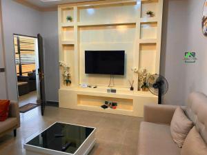 Φωτογραφία από το άλμπουμ του Tastefully furnished two bedrooms Garki στην Αμπούζα