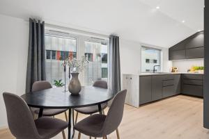 Køkken eller tekøkken på Tromsø City Center - two bedroom modern apartment