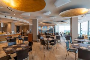 Un restaurant sau alt loc unde se poate mânca la Hotel Cruise