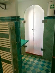 Bilik mandi di Maison d'Elie