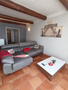 Fotografie z fotogalerie ubytování L'ancre sur le port v destinaci Saint-Chamas + 13 fotografií