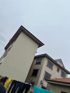 Gallery image of Adutumwaa Hide - out in Amanfro