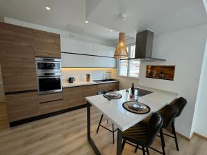 Galería fotográfica de 1 Ch. Luxe Apt｜Cœur de Juan-les-Pins｜Plage à 50m en Juan-les-Pins