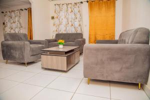 Fotografie z fotogalerie ubytování Appartement 2 chambres 1 salon à 15mn aéroport plage v destinaci Cotonou