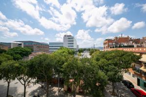 Nespecifikovaný výhled na destinaci Cornellà de Llobregat nebo výhled na město při pohledu z apartmánu