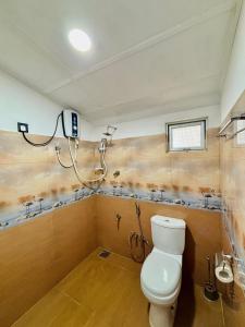 Un baño de new mahi mahi villa