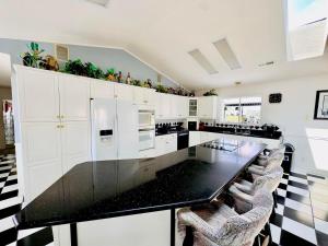 Kuchyň nebo kuchyňský kout v ubytování Grand Strand Resort PH1