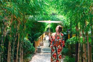 Κήπος έξω από το LynnTimes Thanh Thuy 5 sao - Onsen - Khoáng nóng