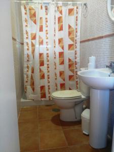 Ein Badezimmer in der Unterkunft Parrilla Venta el Andaluz
