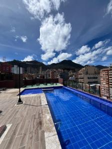 Πισίνα στο ή κοντά στο Apartaestudio en Bogotá