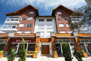 Το κτήριο όπου στεγάζεται  το διαμέρισμα