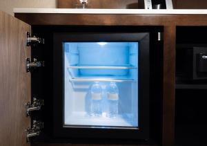 Kuchyň nebo kuchyňský kout v ubytování Peppermill Hotel Casino in W Wendover, Nevada