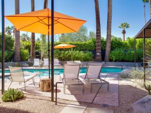 Swimmingpoolen hos eller tæt på Mostero House by ACME House Company