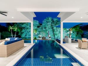 Πισίνα στο ή κοντά στο St George's Park Hauhin