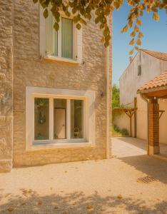 Здание гостевого дома +1 фотография