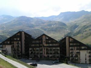 Nespecifikovaný výhled na hory nebo výhled na hory při pohledu z apartmánu