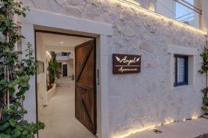 Fotografie z fotogalerie ubytování Angel Apartments 1 v destinaci Koutouloufari