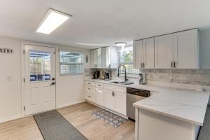 Gallery image of 3 Mi to Apollo Beach Preserve Family Retreat! in Apollo Beach