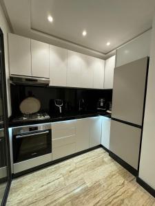 Dapur atau dapur kecil di Luxe moderne gezin appartement +24 gambar