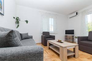 Afbeelding uit fotogalerij van Apartment Marko in Kaštela