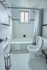 Bilik mandi di Van Horne Black VIP +5 gambar