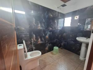 Gallery image of Golden cherry in Munnar