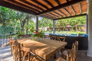 Zahrada ubytování Casona de Elefantes Cuernavaca, 11 suites, 24 personas