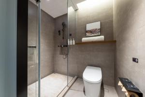Ένα μπάνιο στο Atour Hotel Dinghai Ancient City Zhoushan