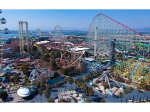 an aerial view of a carnival amusement park at Mugi no oyado - Vacation STAY 13498 in Kuwana