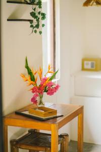 Fotografie z fotogalerie ubytování Yay Lodge SIARGAO, private room 1 with AC & hot shower and fast Starlink Wifi v destinaci General Luna + 16 fotografií