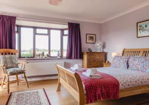 Postel nebo postele na pokoji v ubytování Beautiful 3 Bedroom Home in Worcestershire