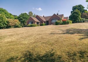Zahrada ubytování Beautiful 3 Bedroom Home in Worcestershire