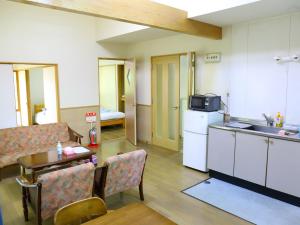 Η κουζίνα ή μικρή κουζίνα στο Hatori Lakeside Auto Campsite - Vacation STAY 90803v