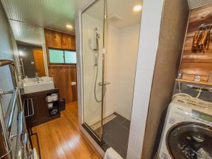 Kuchyň nebo kuchyňský kout v ubytování Hakuba Mountain Cabin + 48 fotografií