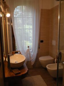 Suite Deluxe a Villa Paradiso tesisinde bir banyo