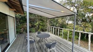 Rõdu või terrass majutusasutuses Shimanto Yamamizuki - Vacation STAY 36945v