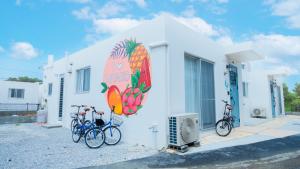 Jízda na kole v ubytování BLUE SOLARE 2 - Vacation STAY 14648v nebo okolí