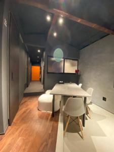 Gallery image of Oneself Regenerate House -BLACK- - Vacation STAY 17165v in Anan