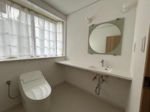 Ένα μπάνιο στο Bright House Saluton in Atami - Vacation STAY 18798v