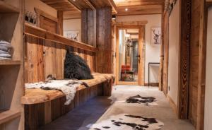 Ένα ή περισσότερα κρεβάτια σε δωμάτιο στο Mountain Luxury Chalet With Spa Near Mont Blanc