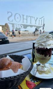 Foto dalla galleria di Acitrezza B&B ad Acitrezza