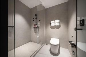Ένα μπάνιο στο Atour Light Hotel Chongqing Nanbin Road University of Commerce